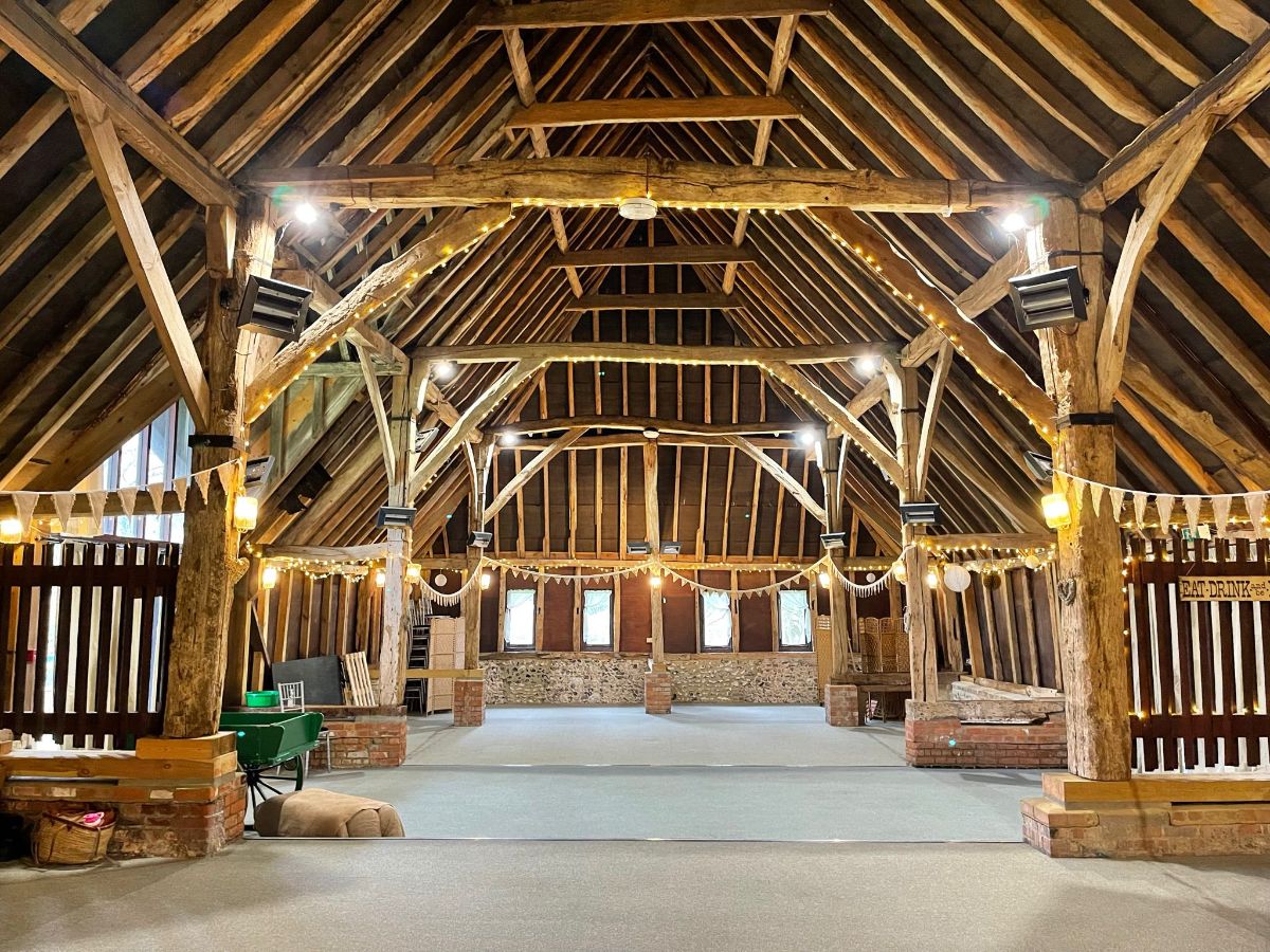 Gallery Item 7 for Farthingloe Barn